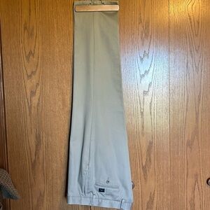 Dockers Flat Front Khaki Dress pants. 38x32